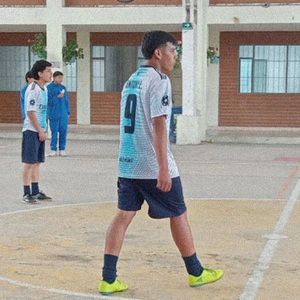 Meet your Posher, Antoni jose